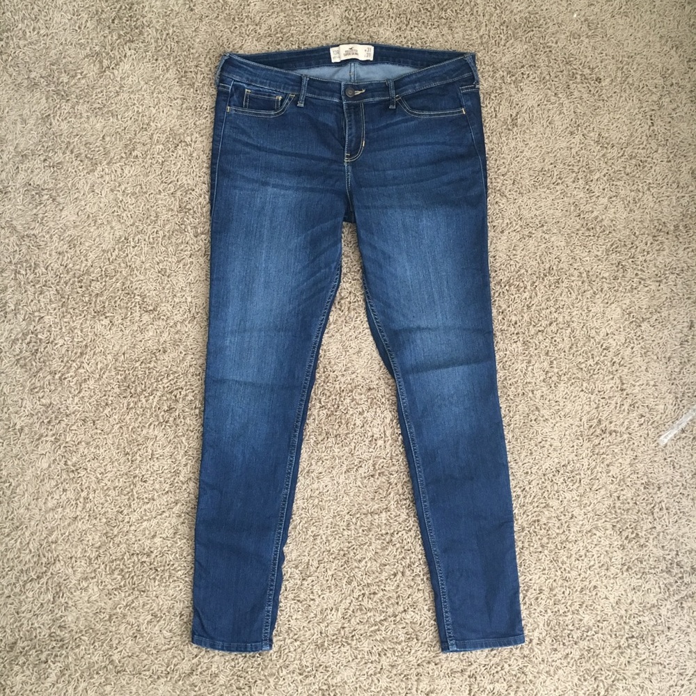 Hollister Super Skinny Jeans